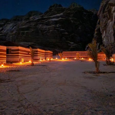 瓦迪拉姆 Moon Night Camp酒店 外观 照片